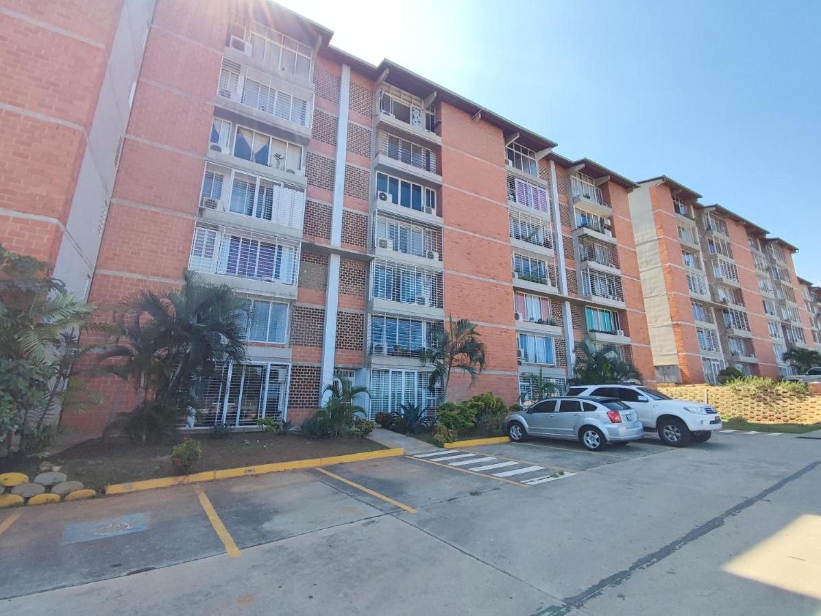 Apartamento Frente Al Aeropuerto De Maiquetía מראה חיצוני תמונה